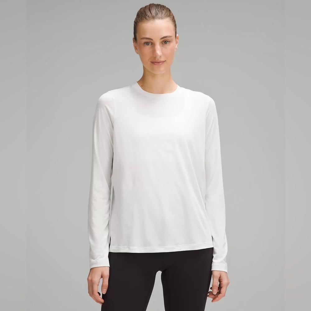 Lululemon NWT Ultralight Hip-Length Long-Sleeve Shirt Light Vapor SOLD OUT color